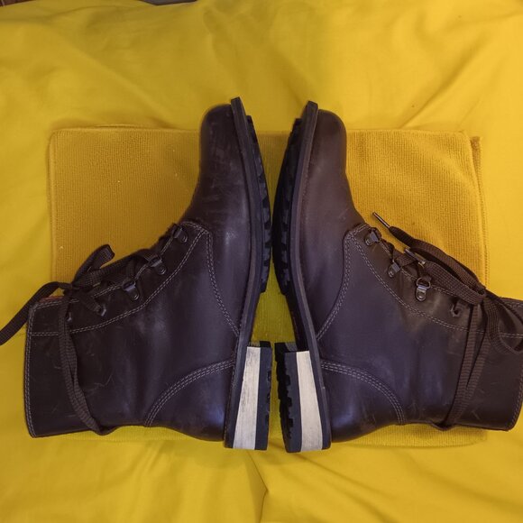 Brown Leather Women's Boots - Picture 2 of 6